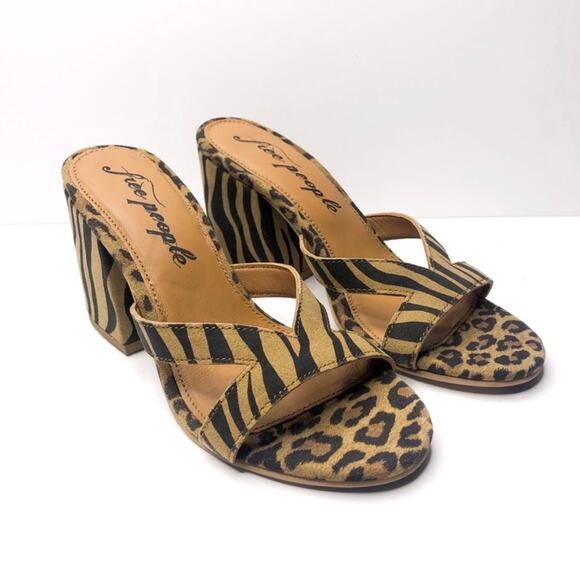 Free People Charlie-V Block Heel Sandal in Leopard Zebra Print Size 10 EU 40 - Picture 1 of 9